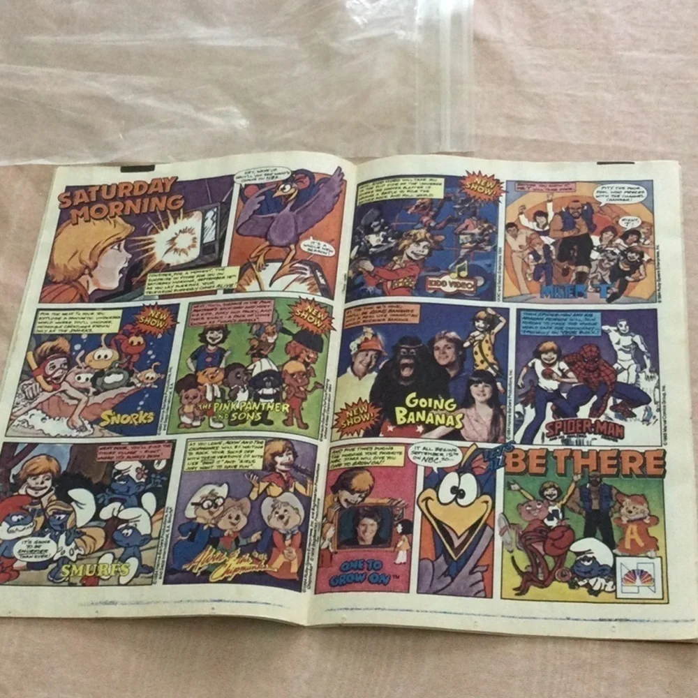 Comic Book Robotech Deffenders 1985 story of robots to protect the world